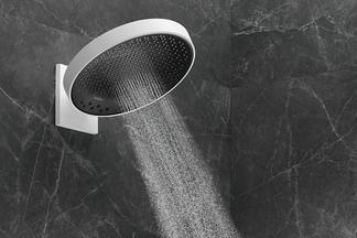 Kopfbrause Hansgrohe mit der Einstellung Intense Powderrain